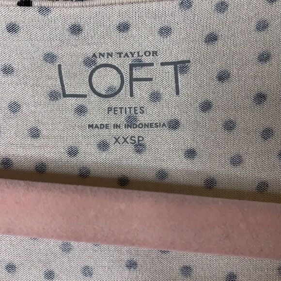 LOFT sleeveless blouse with lace embellishments and gather neckline - Picture 3 of 5